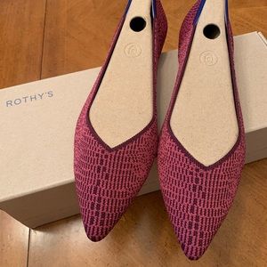 Brand new Rothys points fig python